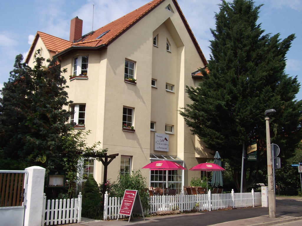 Pension & Cafe Am Kraehenberg ハレ エクステリア 写真